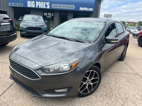 Used 2018 Ford Focus SEL w/ Interior Protection Package FWD image 1