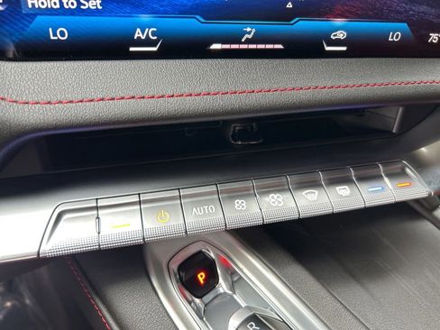 Used 2026 Chevrolet Corvette Stingray image 37