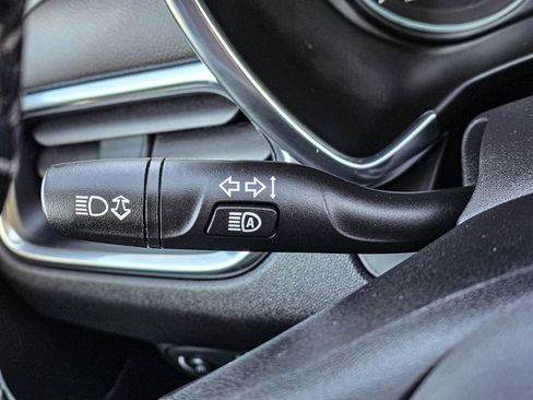 Certified 2024 Chevrolet Equinox LT image 17