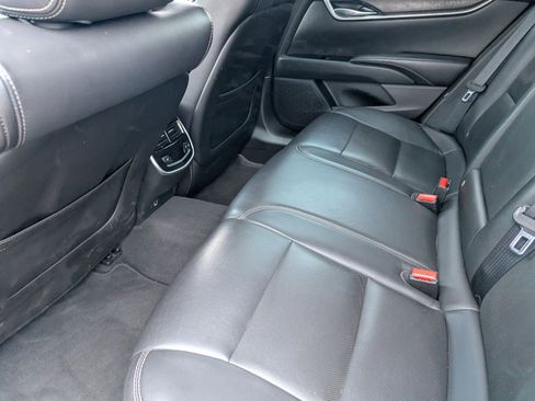 Used 2019 Cadillac XTS Luxury image 15