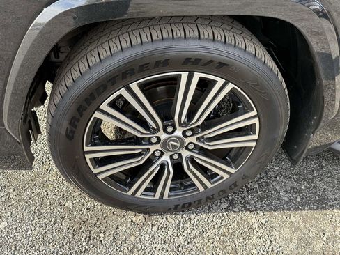 New 2025 Lexus LX 600 4WD w/ Accessory Package (2T) image 7