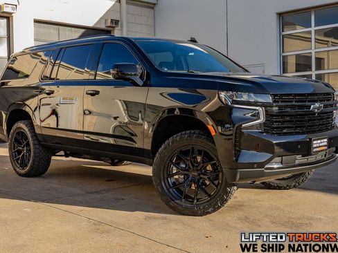 Used 2023 Chevrolet Suburban RST w/ Sport Performance Package image 1