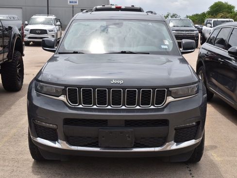 Used 2023 Jeep Grand Cherokee L Limited AWD/4WD image 3