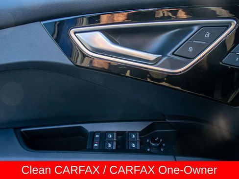 Used 2023 Audi Q4 e-tron Premium Plus w/ Premium Plus image 22