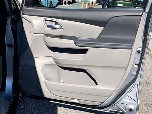 Used 2017 Honda Odyssey EX-L image 27