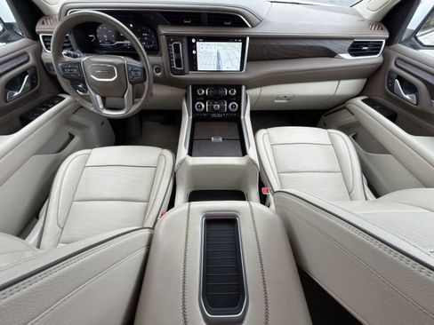 Used 2022 GMC Yukon Denali w/ Max Trailering Package image 11
