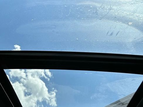 Used 2021 Nissan Titan Platinum Reserve w/ Moonroof Package image 13