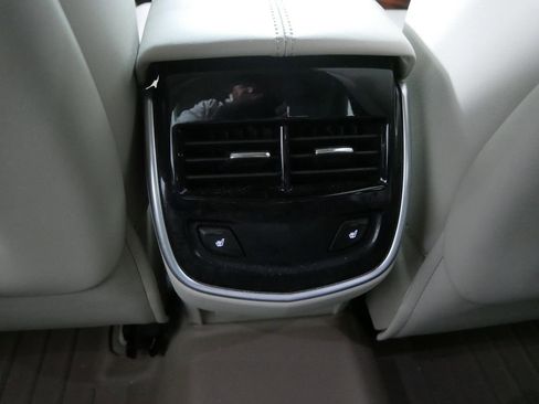 Used 2017 Cadillac XTS Luxury w/ Driver Awareness Package image 21