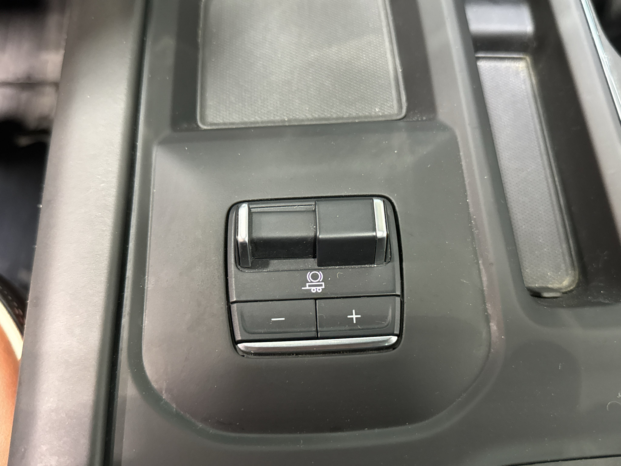 Used 2024 GMC Sierra 3500 Denali Ultimate AWD/4WD image 38