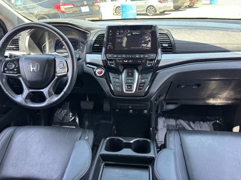 Certified 2024 Honda Odyssey Touring image 13