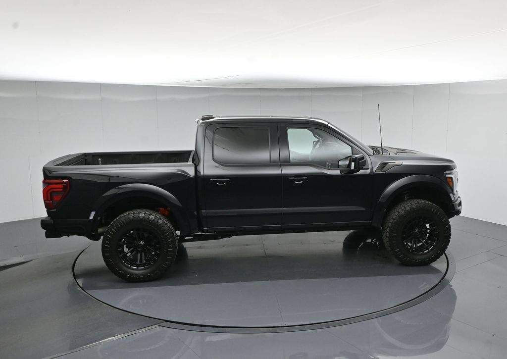 Used 2024 Ford F150 Raptor AWD/4WD image 46