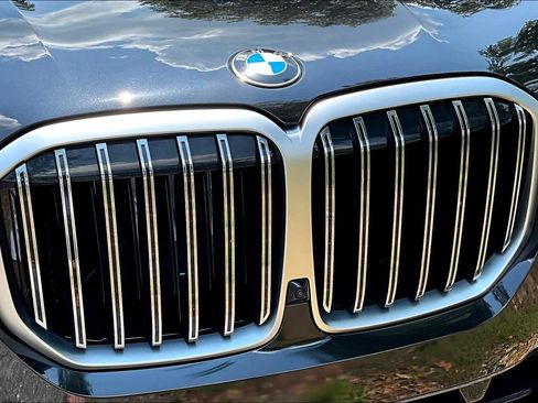 Certified 2024 BMW X7 xDrive40i w/ Premium Package AWD/4WD image 30