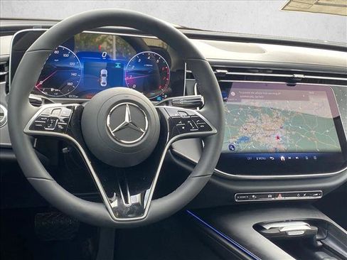 Certified 2025 Mercedes-Benz E 350 4MATIC Sedan image 19