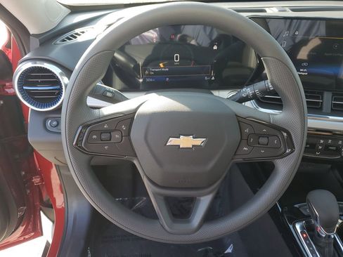 New 2026 Chevrolet Trax LT image 27