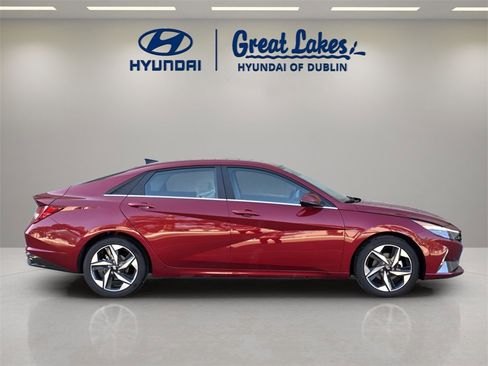 Used 2023 Hyundai Elantra Limited image 6