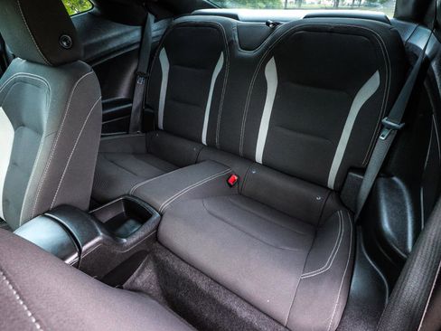 Used 2018 Chevrolet Camaro LT RWD image 32