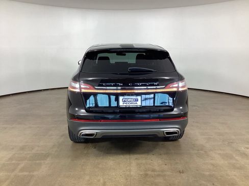Used 2022 Lincoln Nautilus Reserve w/ Monochromatic Package AWD/4WD image 10