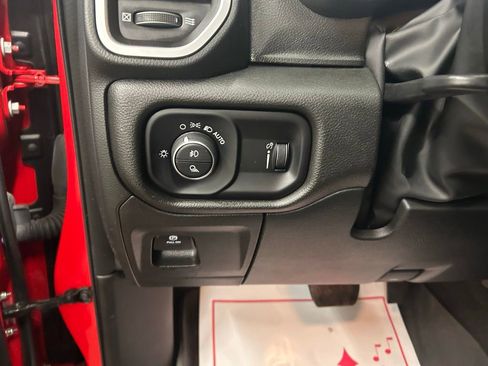 Certified 2022 RAM 1500 Big Horn AWD/4WD image 14