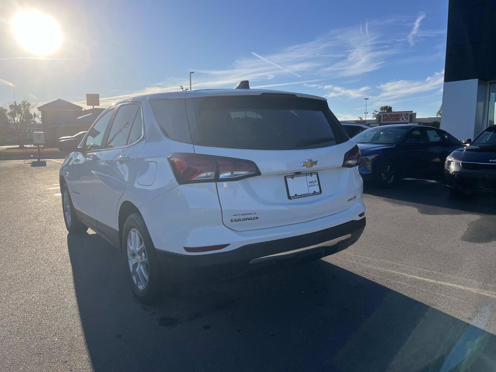 Used 2024 Chevrolet Equinox LT AWD/4WD image 5