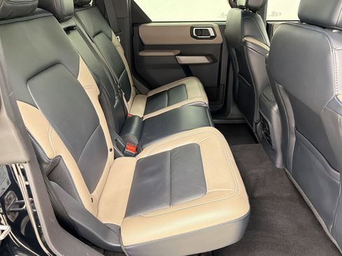 Used 2022 Ford Bronco Wildtrak AWD/4WD image 27