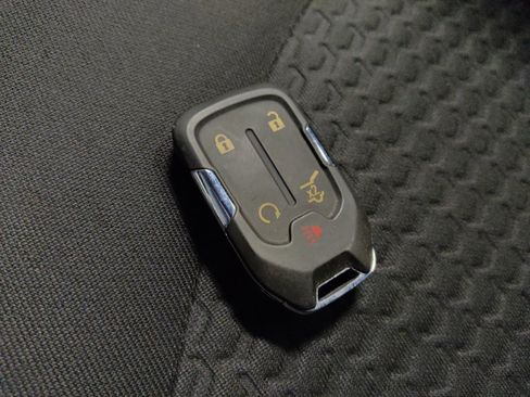 Used 2021 GMC Terrain SLE w/ Driver Convenience Package FWD image 32