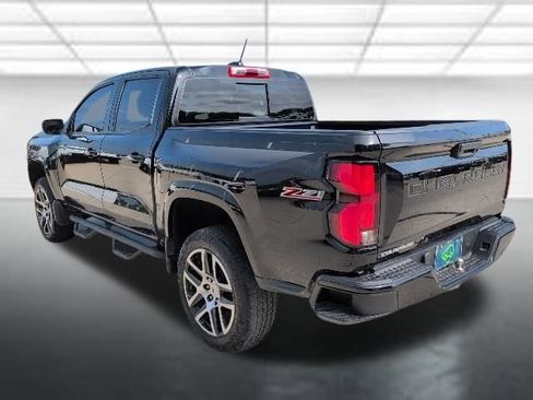 Used 2023 Chevrolet Colorado Z71 w/ Z71 Convenience Package 2 AWD/4WD image 2