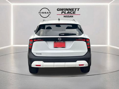 New 2026 Nissan Kicks SV image 6
