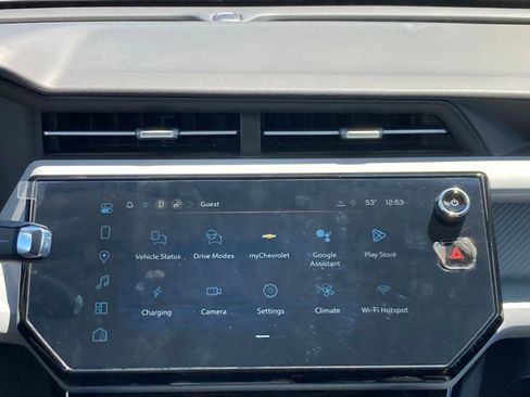 New 2027 Chevrolet Bolt LT w/ Comfort Package FWD image 15