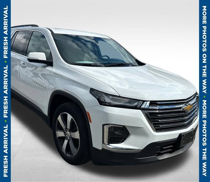 Used 2023 Chevrolet Traverse LT w/ LT Premium Package AWD/4WD image 1