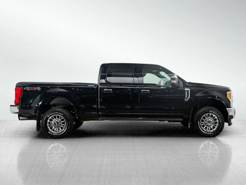 Used 2017 Ford F250 XLT w/ XLT Premium Package AWD/4WD image 6