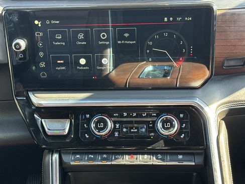 Used 2022 GMC Sierra 1500 Denali Ultimate AWD/4WD image 17