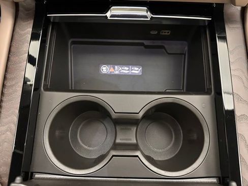 New 2026 GMC Yukon Denali w/ Denali Reserve Package AWD/4WD image 22