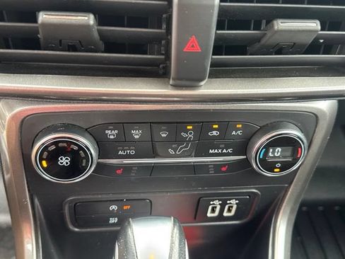 Used 2019 Ford EcoSport SE FWD image 23