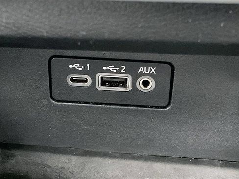 Used 2024 Nissan Altima 2.5 SV FWD image 16