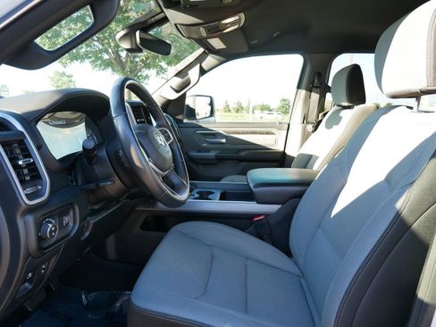 Used 2023 RAM 1500 Big Horn AWD/4WD image 9