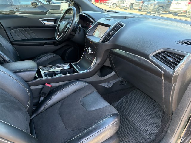 Used 2020 Ford Edge ST w/ Equipment Group 401A AWD/4WD image 23