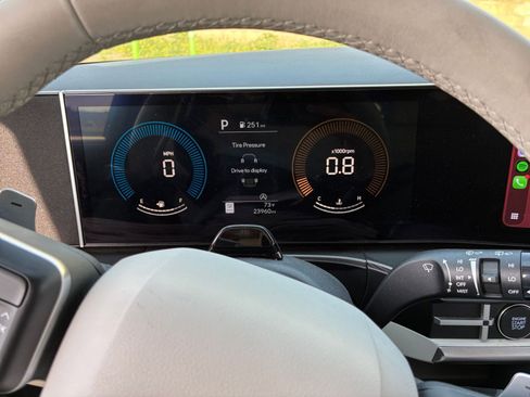 Used 2025 Hyundai Santa Fe SEL image 43