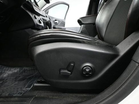 Used 2019 Jeep Cherokee Trailhawk image 20