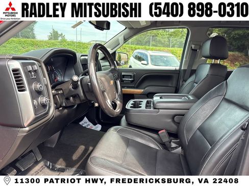 Used 2018 Chevrolet Silverado 1500 LTZ AWD/4WD image 3