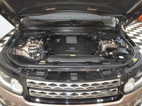 Used 2016 Land Rover Range Rover Sport SE AWD/4WD image 11