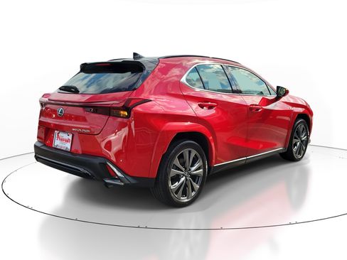 Used 2023 Lexus UX 250h F Sport AWD/4WD image 4
