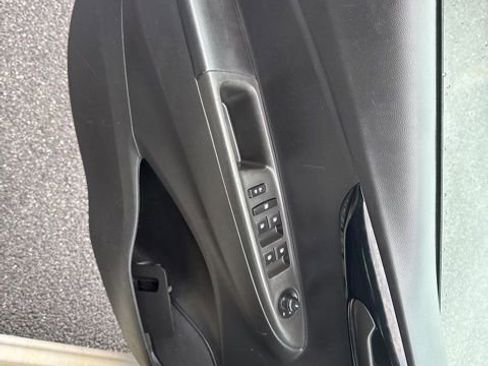 Used 2021 Chevrolet Spark LT image 13