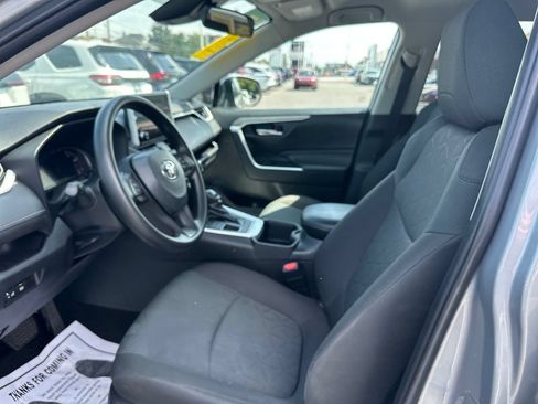Used 2023 Toyota RAV4 XLE AWD/4WD image 10