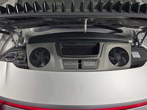 Used 2017 Porsche 911 Carrera 4S image 13