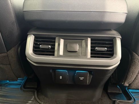 Used 2021 Ford F150 Lariat image 28