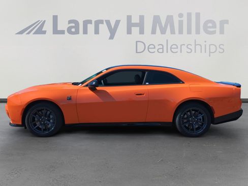 New 2026 Dodge Charger Scat Pack AWD/4WD image 2