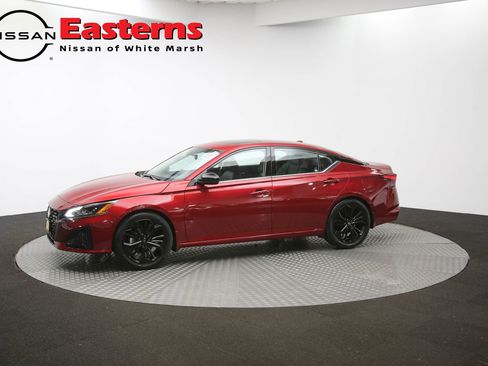 Used 2023 Nissan Altima 2.5 SR w/ SR Premium Package image 92