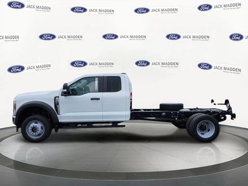 New 2026 Ford F550 4x4 Supercab Super Duty image 2