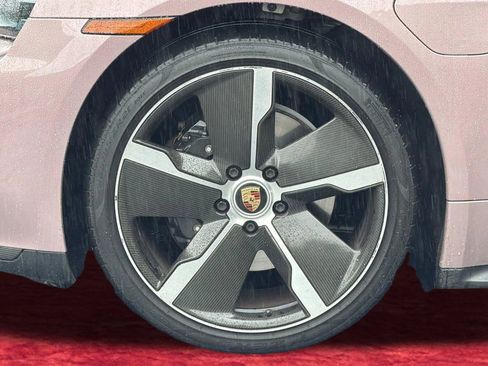 Used 2021 Porsche Taycan 4S image 10