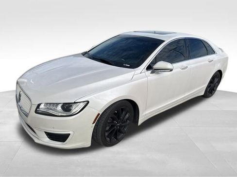 Used 2020 Lincoln MKZ Reserve w/ Monochromatic Package image 2